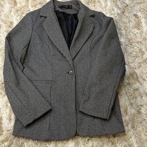 Elegant Black and White Checkered Blazer